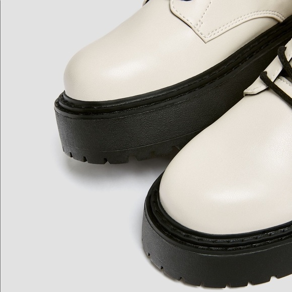 NWT. Pull&Bear White Ankle Boots with Chunky Sole. Size 6. - Picture 4 of 8